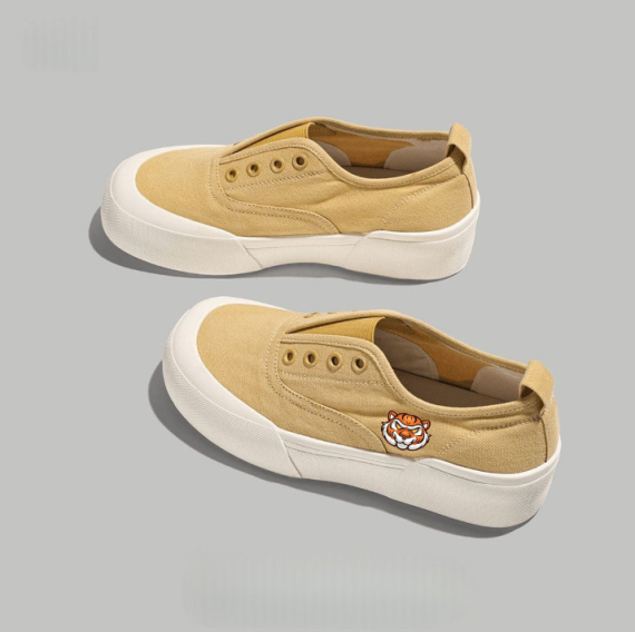 Tiger - Badge Platform Slip - Ons