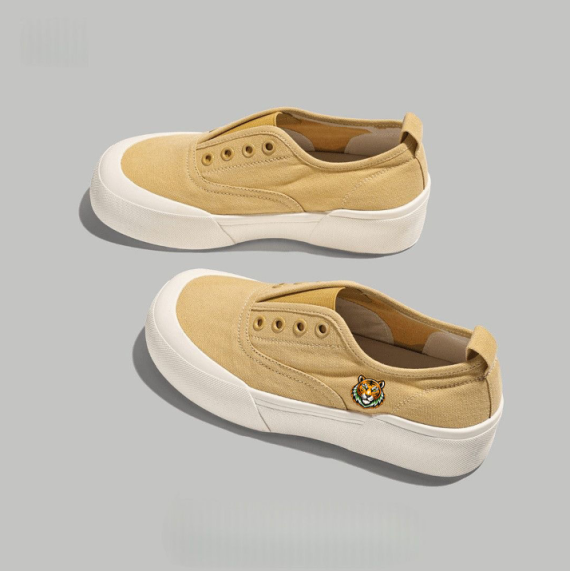 Colorful Tiger - Badge Platform Slip - Ons